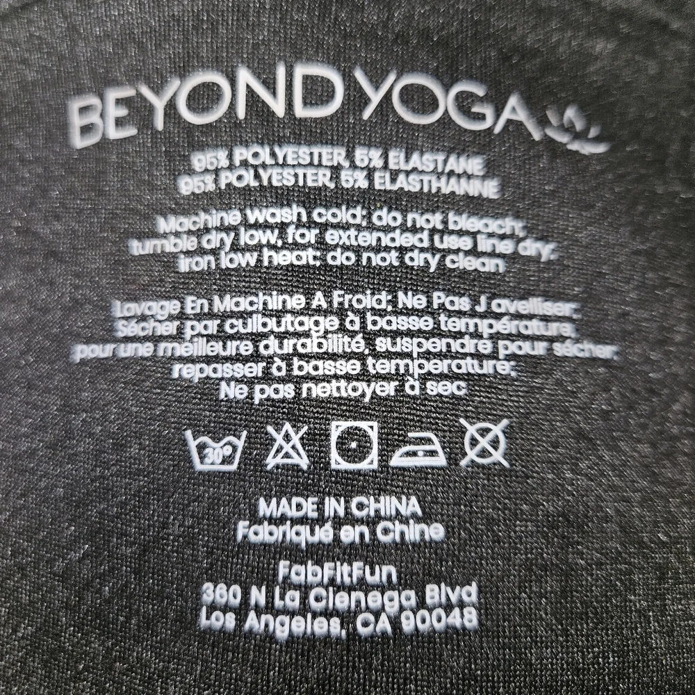 5/$10 🌞 Beyond Yoga Pocket Infinity Scarf